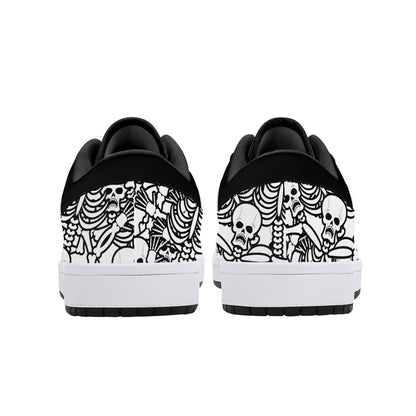 Low-Top Screaming Skulls Leather Sneakers - Black