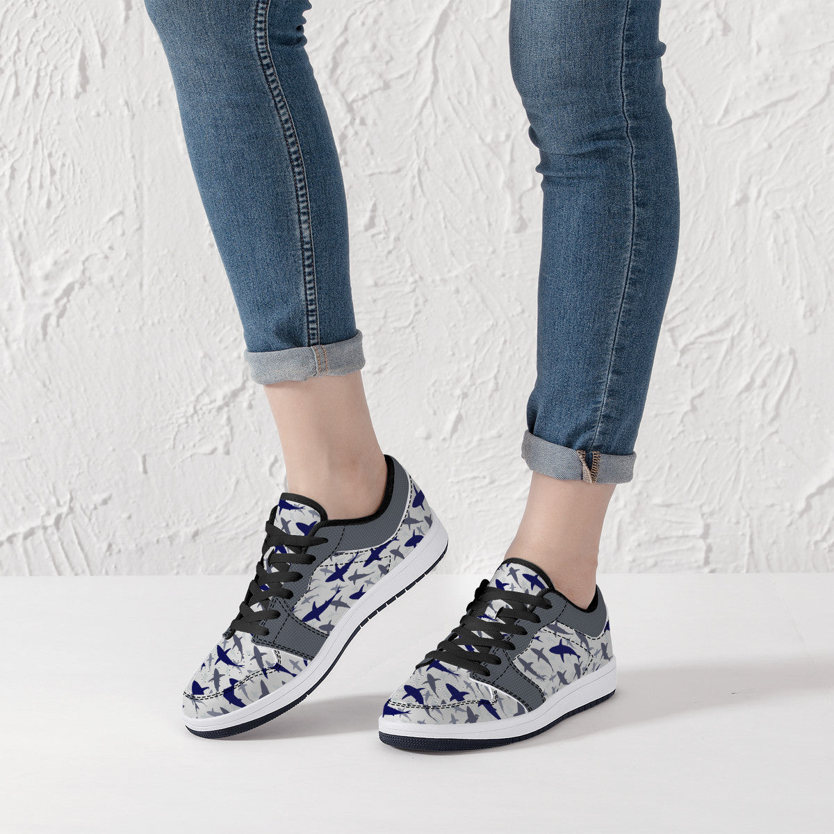 Low-Top Leather Sneakers -Shark Fest